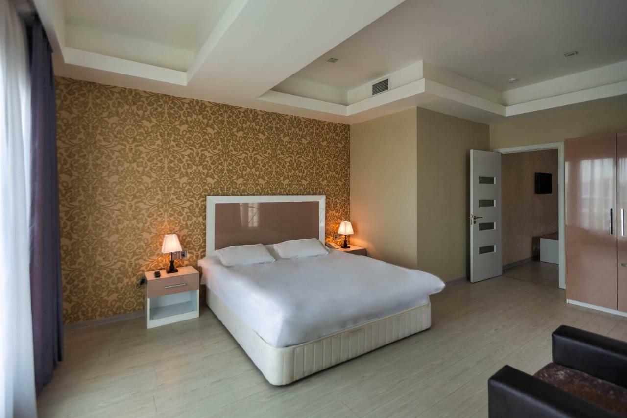 Diplomat Suites Baku Eksteriør bilde