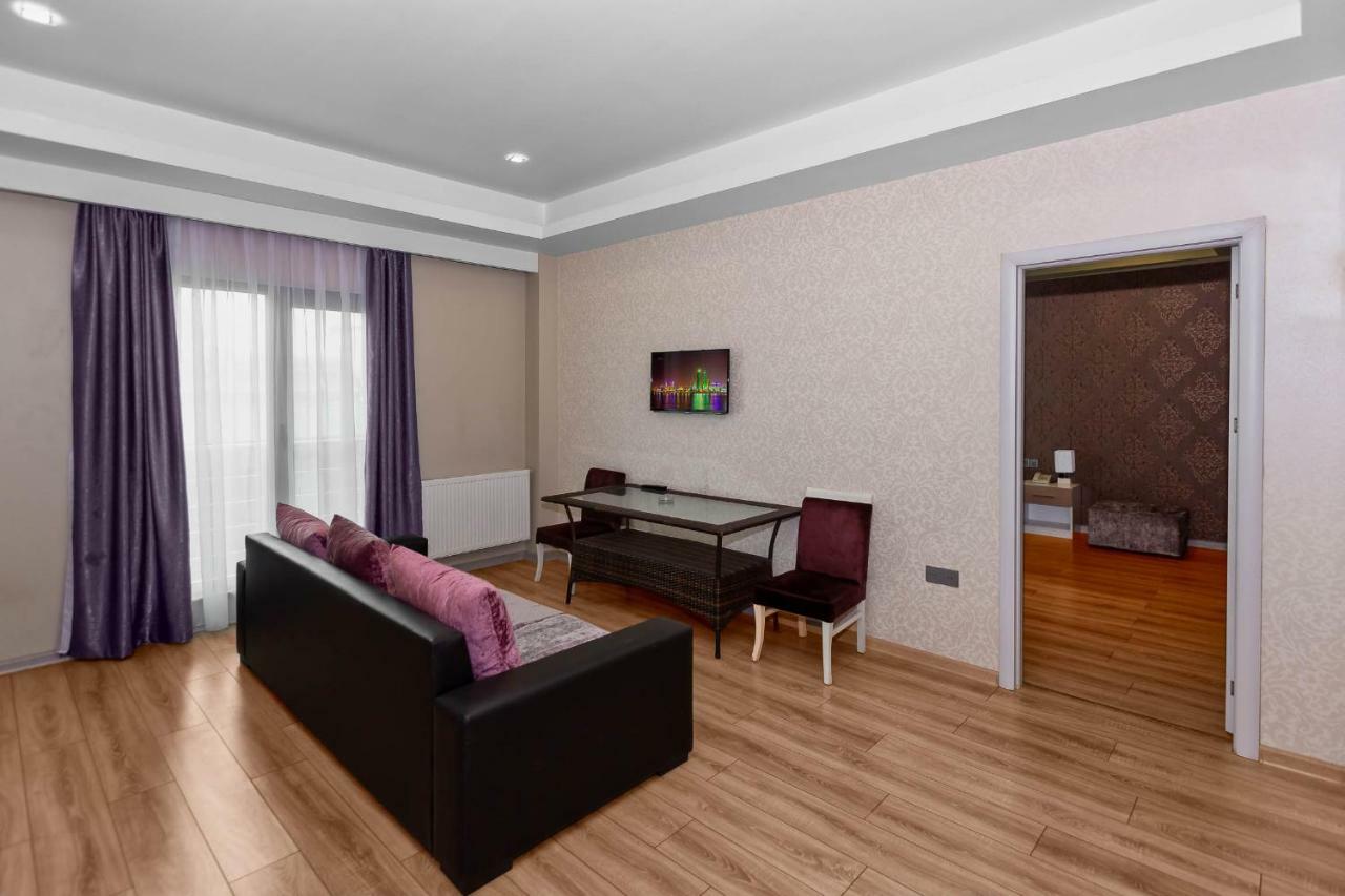 Diplomat Suites Baku Eksteriør bilde